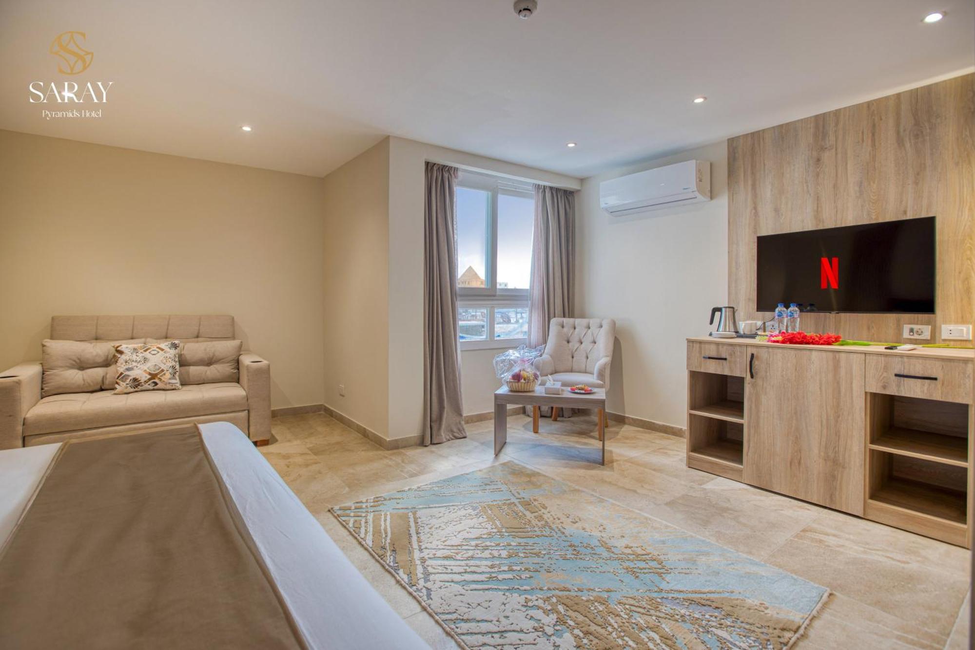 Saray Pyramids & Museum View Hotel Kafrat al Jabal Room photo