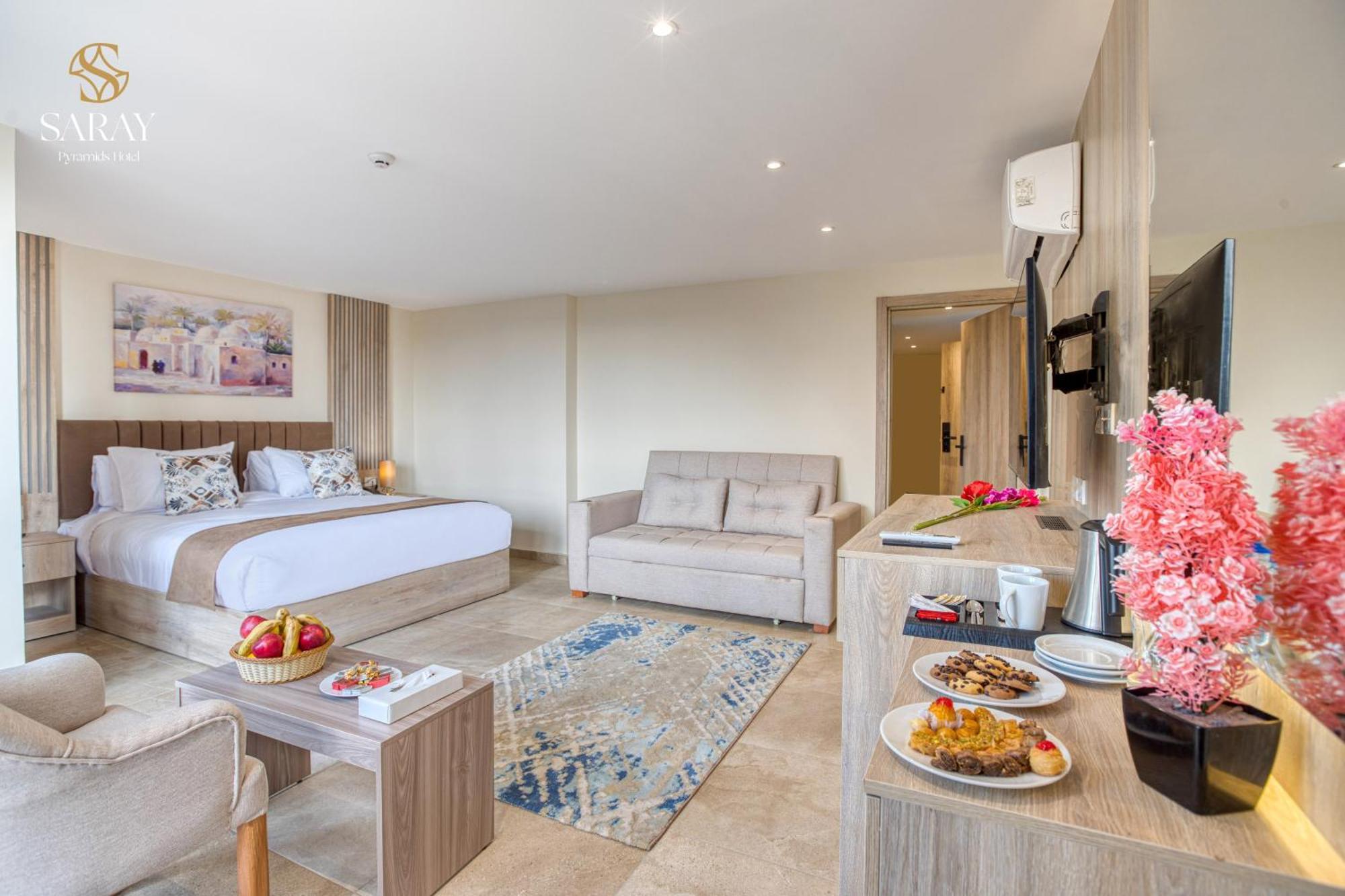 Saray Pyramids & Museum View Hotel Kafrat al Jabal Room photo